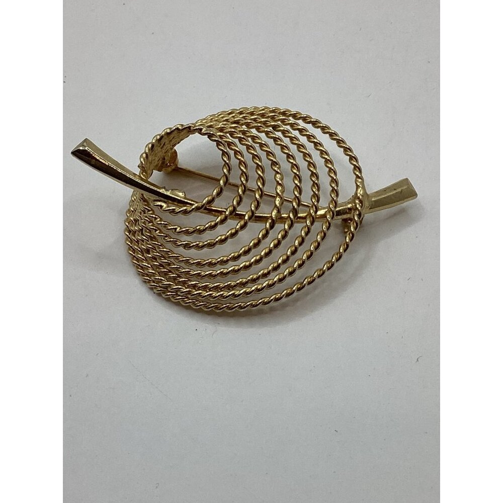 Vintage Gold Tone Swirled Rope Design Brooch/Pin